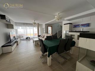 Attique  Carlos arniches. Fantástico ático de 3 dormitorios en carolinas bajas