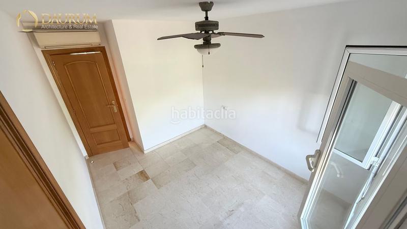 Foto 311b00bb-e954-41d5-9878-e0aa6e5f18cf. Doppelhaus mit parking pool in Alicante golf Alicante