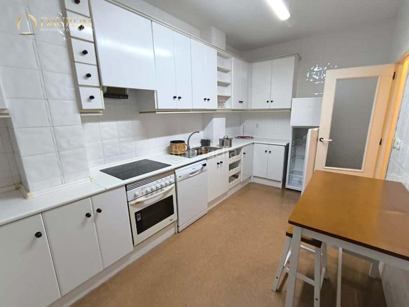 Foto 4289927f-0dd9-46df-8de7-52f3e3928630. Etagenwohnung in Casco Antiguo - Sta. Cruz - Ayuntamiento Alicante