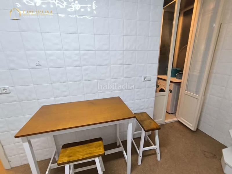 Foto 4b9a4f66-809d-4f84-aed7-d0a55f076282. Etagenwohnung in Casco Antiguo - Sta. Cruz - Ayuntamiento Alicante