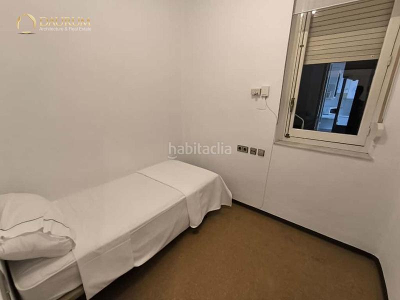 Foto c525eaca-dad8-475b-81bd-1bba879c550d. Etagenwohnung in Casco Antiguo - Sta. Cruz - Ayuntamiento Alicante