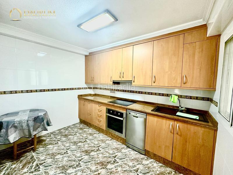 Foto 0c8e66b2-d855-4101-971a-438e6f9e761f. Etagenwohnung in Carolinas Altas Alicante