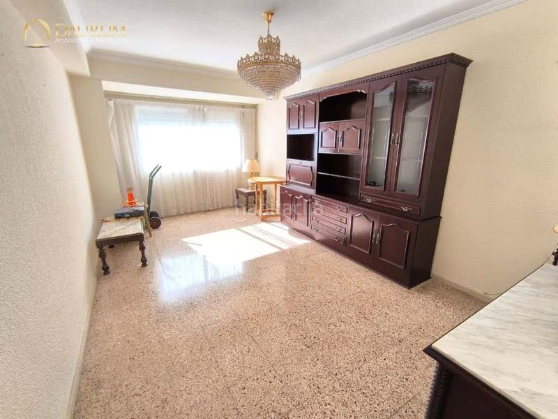 Foto 0d7f3d0d-51e4-4090-99b7-9e53c064755a. Etagenwohnung in Carolinas Altas Alicante