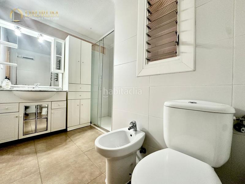 Foto 13981be9-1b62-4d53-9885-de0619d44c80. Etagenwohnung in Carolinas Altas Alicante