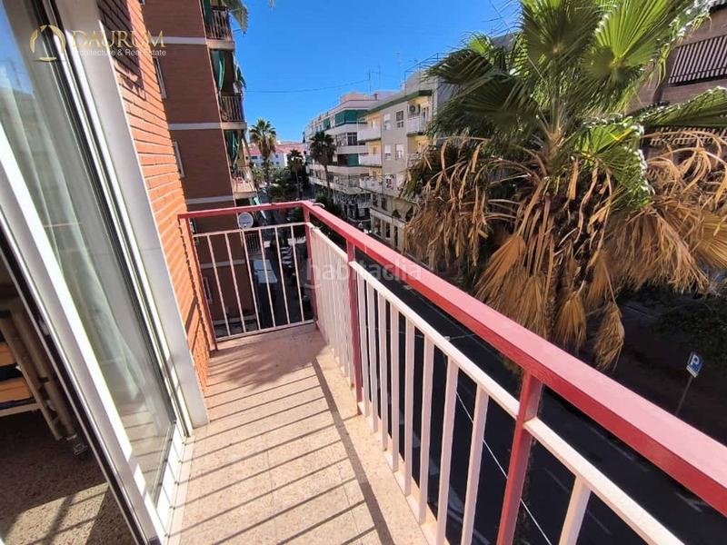 Foto 1d6f55db-acab-4395-ae96-9d4ea59f72a1. Etagenwohnung in Carolinas Altas Alicante