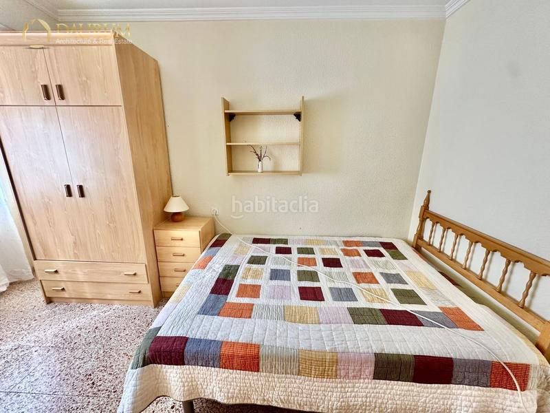 Foto 2d0edc76-b4ac-4d07-87fc-25ae62113381. Etagenwohnung in Carolinas Altas Alicante