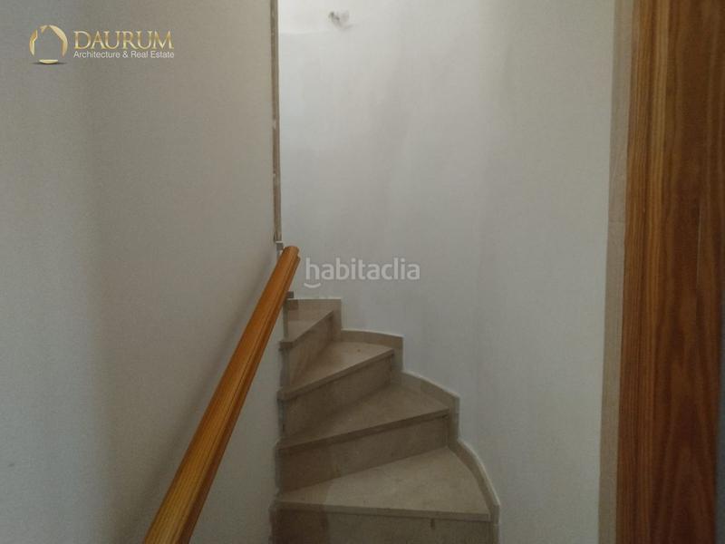 Foto 017c7c85-ffad-4063-a250-c3e7ad7dbd17. Casa aparellada amb aparcament piscina a Almajada-Ravel Mutxamel