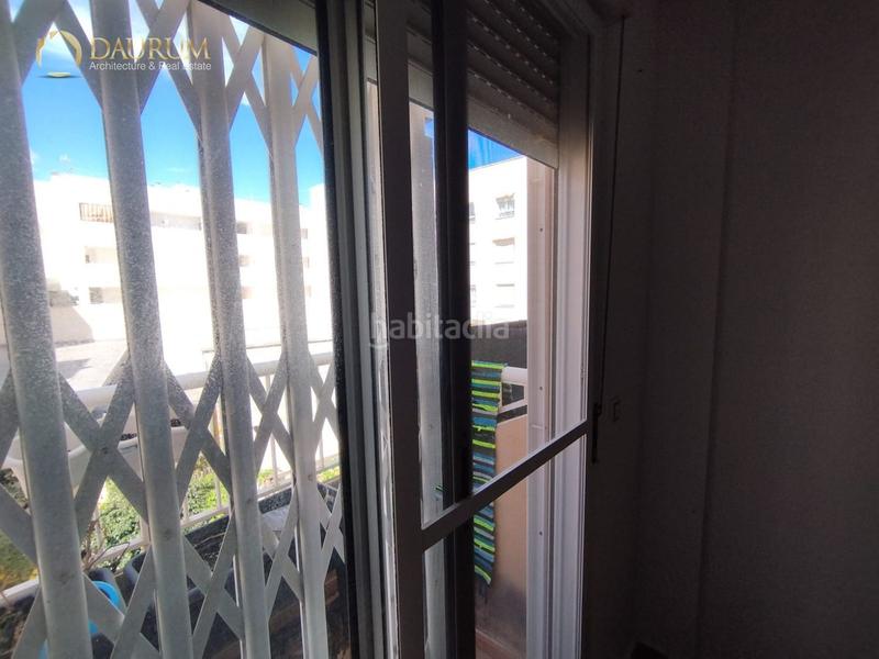 Foto 4021237c-5539-4384-88b2-3174e5884d2f. Casa aparellada amb aparcament piscina a Almajada-Ravel Mutxamel