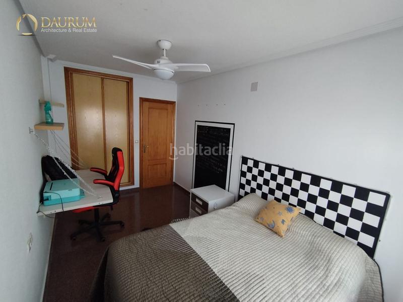 Foto f10e1cda-ce6f-4615-8208-63a33333be05. Casa aparellada amb aparcament piscina a Almajada-Ravel Mutxamel