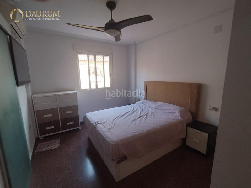 Foto fc70f0df-99af-47de-921e-03e98c09c1a9. Casa aparellada amb aparcament piscina a Almajada-Ravel Mutxamel