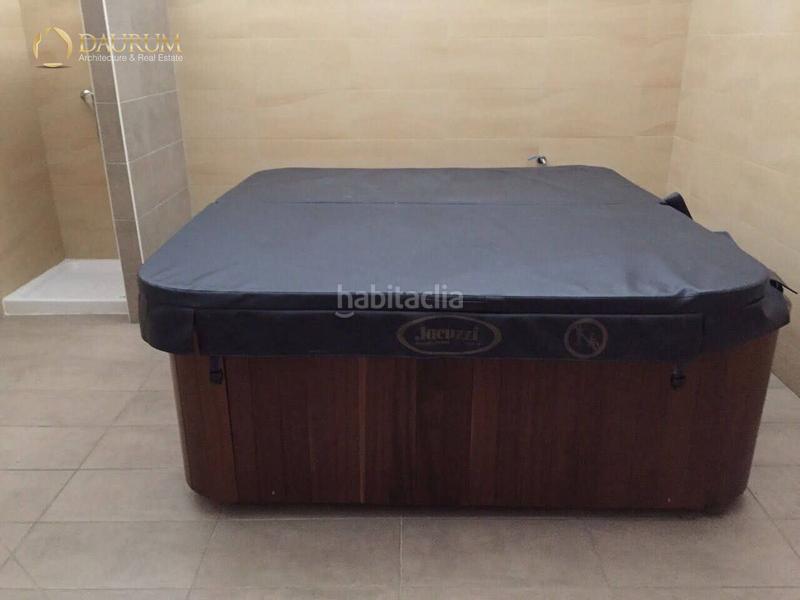 Foto 43e8bb44-f74e-4389-b823-f0f079a667f6. Pis amb aparcament piscina a Playa Muchavista Campello (el)