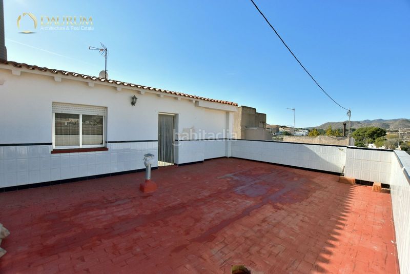 Foto 573c62ee-4924-4e2e-939f-fa141abf558b. Casa amb calefacció aparcament a San Crispín-Huerta Nueva-Estación Elda