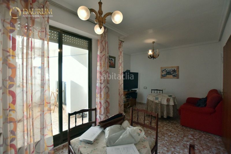 Foto b3a9ee37-ff8b-45d1-b89e-9a0be31b3c17. Casa amb calefacció aparcament a San Crispín-Huerta Nueva-Estación Elda
