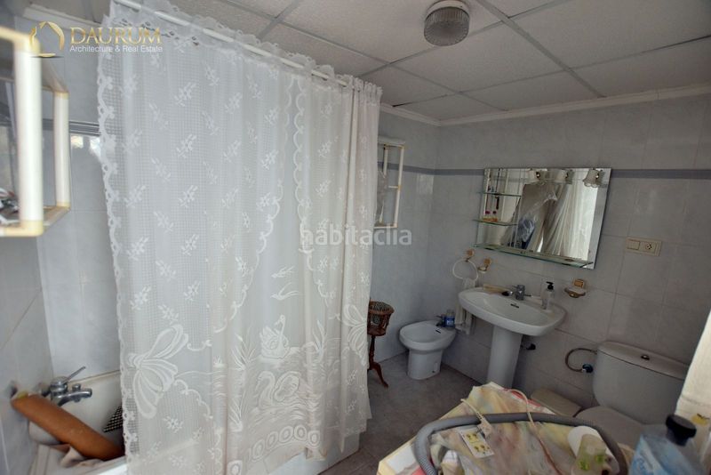 Foto c24f1e23-b2f6-4b83-8ca6-efa463965aad. Casa amb calefacció aparcament a San Crispín-Huerta Nueva-Estación Elda