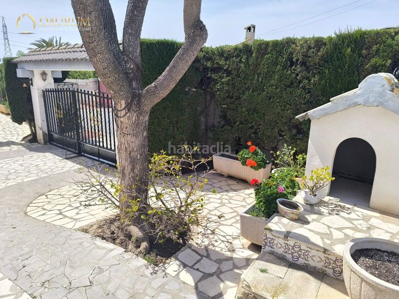 Foto ed86ef2f-cfbd-459a-a209-640bbab4ba12. Casa amb calefacció aparcament piscina a Busot