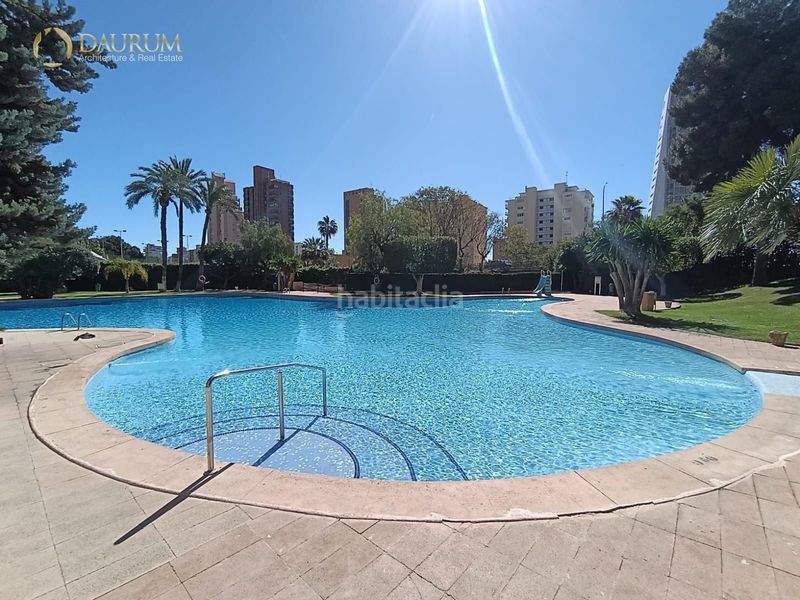 Foto 8a3bc446-2ae2-4ea0-b555-53715bb0213d. Pis amb piscina a Playa Poniente Benidorm