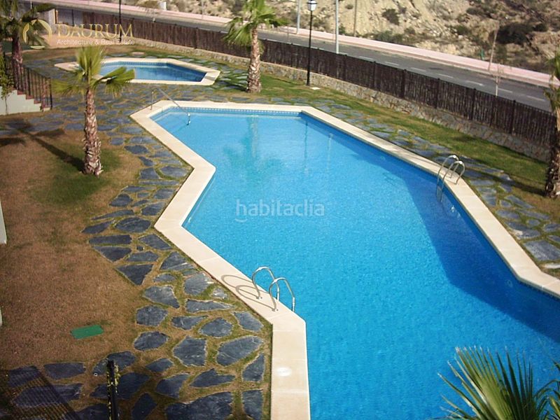 Foto cbe7b6a5-ecf2-4b60-a884-69f475f0c501. Casa adossada amb calefacció aparcament piscina a Mutxamel