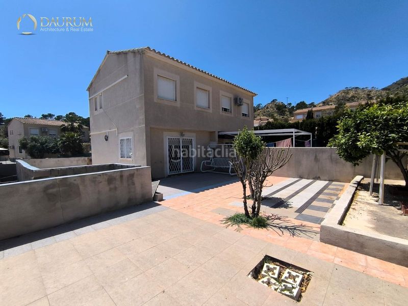 Foto 45bedbe4-8536-4e5f-b0db-f34d241f6c04. Casa aparellada amb aparcament a Aigües