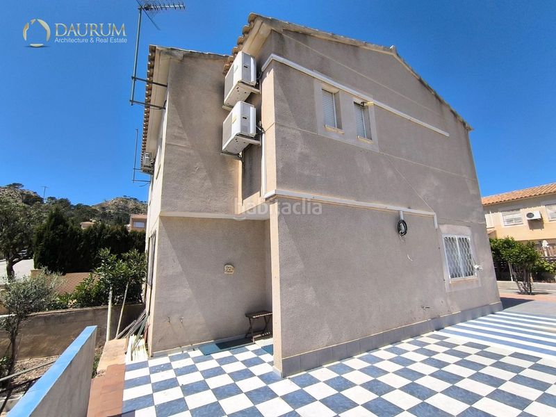 Foto 4884bbf1-c150-4543-b3d9-33a1ea9f84c1. Casa aparellada amb aparcament a Aigües