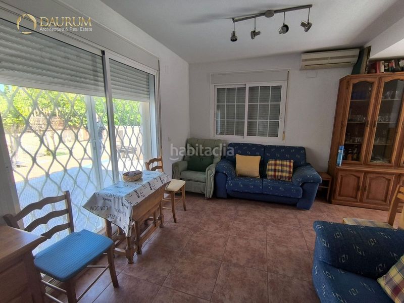 Foto b17392c3-ddbd-43ea-a25b-e85837f011de. Casa aparellada amb aparcament a Aigües