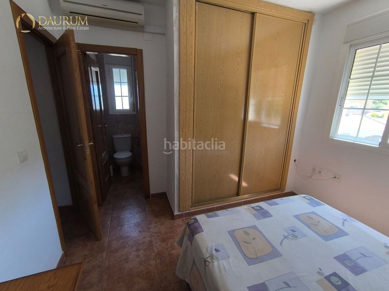 Foto fec3c065-4d77-461d-b38b-3a9b3cf59fa5. Casa aparellada amb aparcament a Aigües
