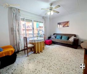 Piso  Calle juan espuche. Fantástica vivienda en venta de 3 dormitorios en altabix