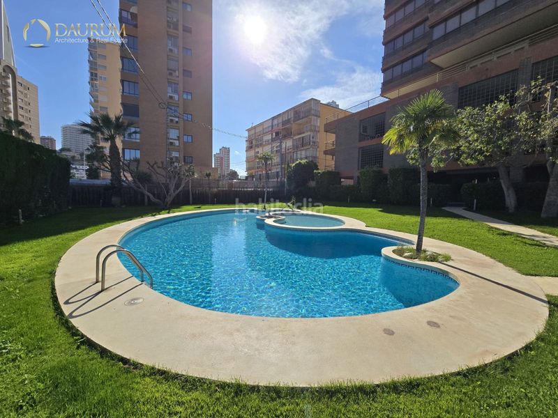 Foto 8dd8d6e4-af94-4cf3-9d8e-62621f08668d. Pis amb aparcament piscina a Playa Poniente Benidorm