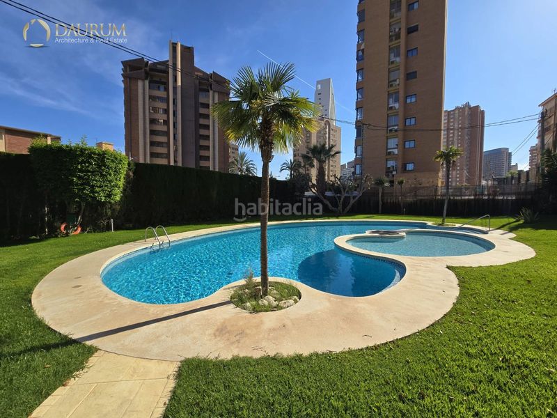 Foto fddb3ff2-a320-48b2-a0a1-2e05ae84e7be. Pis amb aparcament piscina a Playa Poniente Benidorm