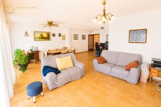 Flat  Calle fernando pérez ojeda. Fantástica vivienda en venta de 3 dormitorios en el puerto de sa
