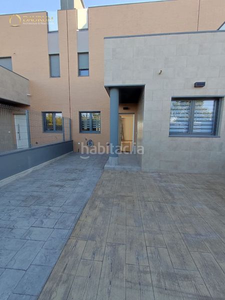 Foto 0a234801-f12c-484f-9640-29bedeb1e28c. Casa adossada amb aparcament piscina a Centro Mutxamel