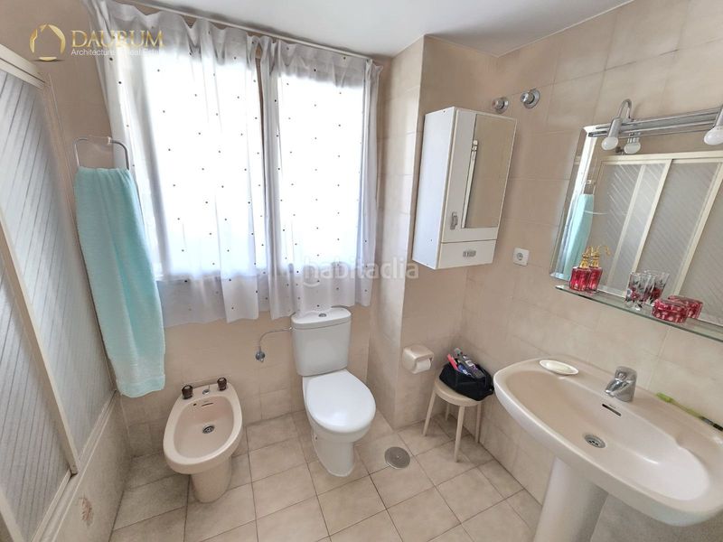 Foto 4d572dd7-c015-410f-a363-39ff3e5a19af. Pis amb aparcament piscina a Playa Levante Benidorm