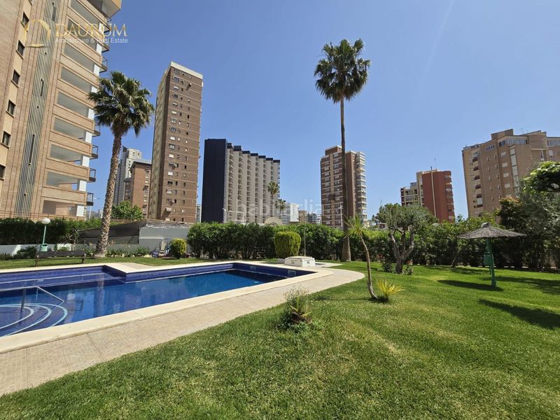 Foto 872e5f40-7ccf-42c7-b26f-d32f056e4ce5. Pis amb aparcament piscina a Playa Levante Benidorm