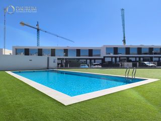 Casa adossada  Calle de xipre. Maravilloso adosado en venta de 2 3 habitaciones en gran alacant