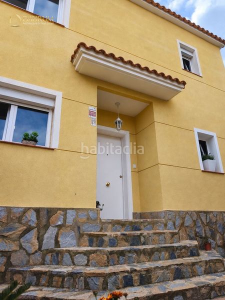 Foto a11de2c2-7121-47fe-a44e-3984f4625006. Casa amb aparcament piscina a La Nucia Pueblo Nucia (la)