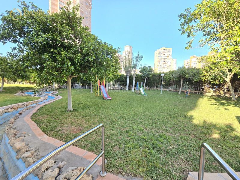 Foto 4443a4c1-9294-41ab-bd93-fe0b2dae0a3e. Pis amb aparcament piscina a Rincón Bajo Benidorm
