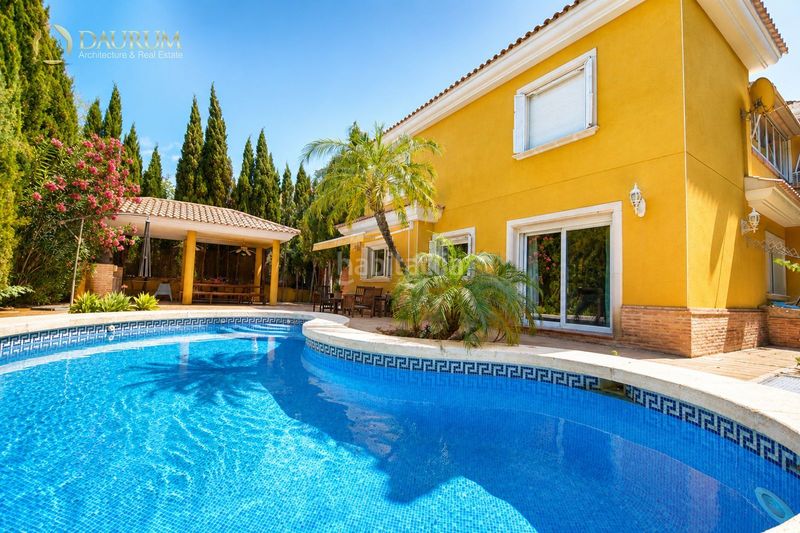 Foto b40dac47-2d43-476f-be81-d1c0a3909a67. Casa amb aparcament piscina a Bonalba-Cotoveta Mutxamel