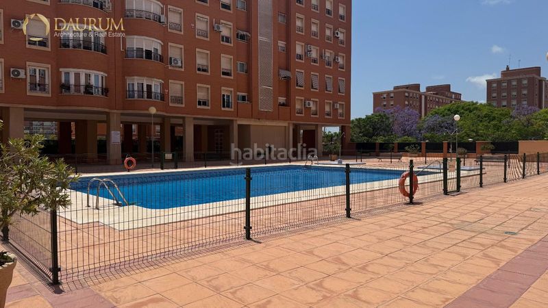Foto 1f851725-2a04-4ec8-8ed3-9698b593e323. Pis amb calefacció aparcament piscina a Virgen del Remedio - Parque Lo Morant Alicante