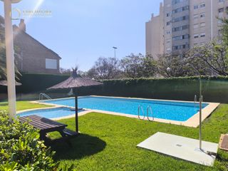 Casa adossada  Calle hispania. Maravilloso adosado en venta de 4 habitaciones en la albufereta