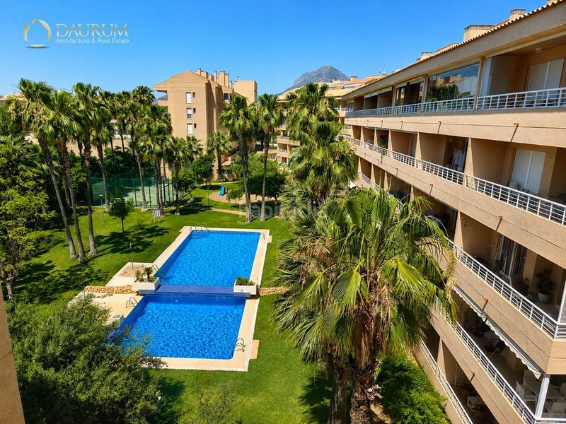 Foto c58e18d8-5b71-4ff2-8cce-bcad859c7b70. Dúplex amb calefacció aparcament piscina a L´Albir Alfàs del Pi (l´)