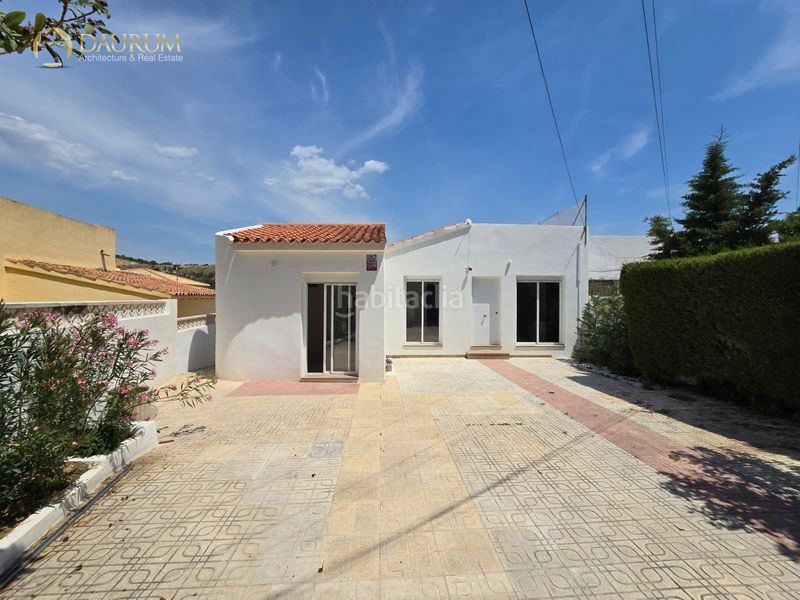 Foto 367d9762-e3bd-4b03-9f82-cef4bb247aef. Casa amb aparcament piscina a San Rafael - Nucia Park Nucia (la)