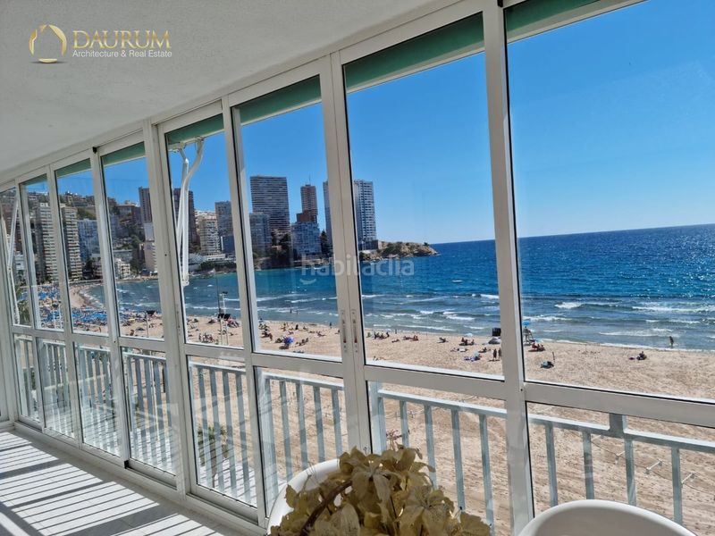 Foto b3d37449-fd41-4b03-84b5-05359fd44a0f. Pis amb aparcament a Playa Levante Benidorm