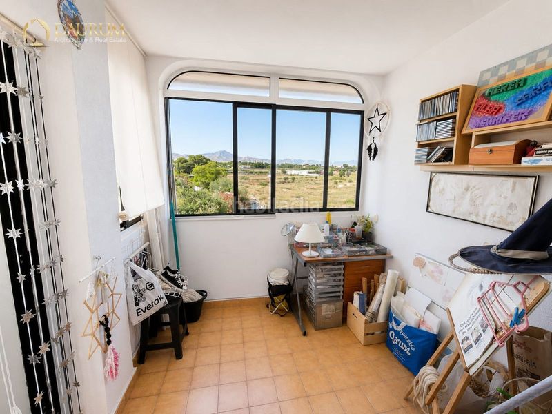 Foto 40d9fc56-b7b5-4321-b86e-b0fe3dfdc9e2. Casa adossada amb aparcament piscina a Villamontes-Boqueres Sant Vicent del Raspeig