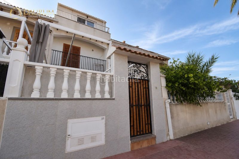 Foto 9282311e-2e92-488d-83db-c1b38a427751. Casa adossada amb calefacció aparcament piscina a Santa Pola