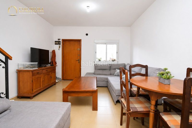 Foto b8fb67d7-f95a-4f5e-a181-d277fd5994fa. Casa adossada amb calefacció aparcament piscina a Santa Pola