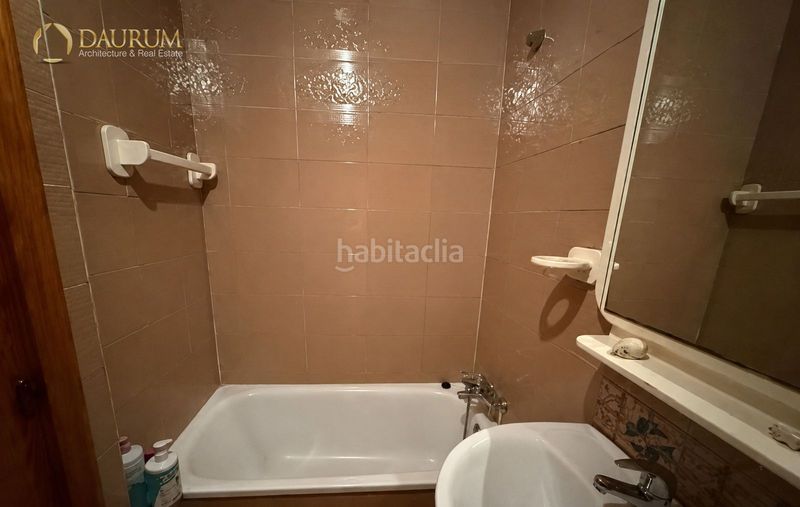 Foto d32d7420-53ef-4da8-800d-61f02132e5a7. Casa adossada amb calefacció aparcament piscina a Santa Pola