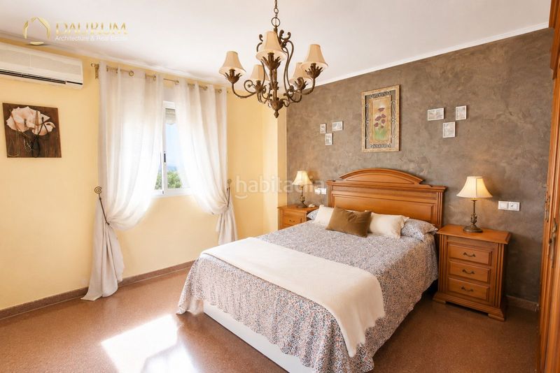 Foto 4081f8d6-090f-41a8-86fd-5c6a5cf0ceab. Duplex avec parking dans Centro Mutxamel