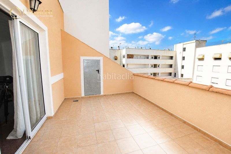 Foto 53cdf878-22f6-4ab5-8274-21158a851f35. Duplex avec parking dans Centro Mutxamel
