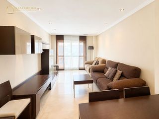 Location Appartement  Calle la torre. Espectacular vivienda en alquiler de 4 dormitorios en plaza crev