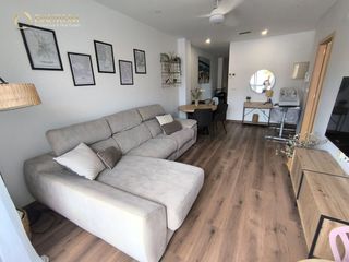 Piso  Calle dos de mayo. Magnífica vivienda en venta de 3 dormitorios en torrellano