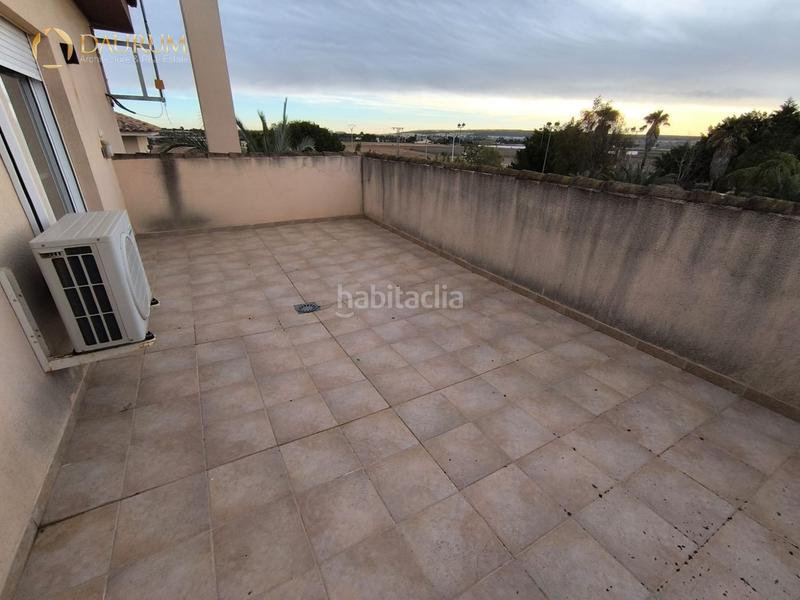 Foto b2575e12-3a16-470b-82d4-6f9c411cbf44. Xalet amb aparcament piscina a Valverde Elche / Elx
